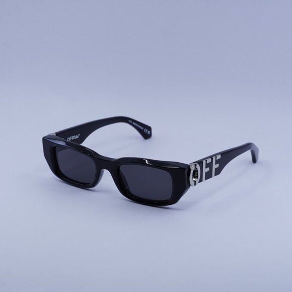 Off-White OERI124 FILLMORE 1007 Sunglasses Black Rectangle Frame, Grey Lenses - Picture 5 of 12